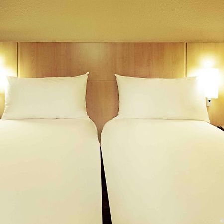Ibis Nemours Exterior foto