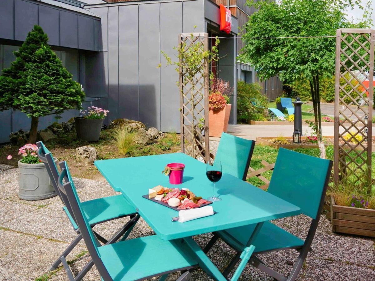 Ibis Nemours Exterior foto